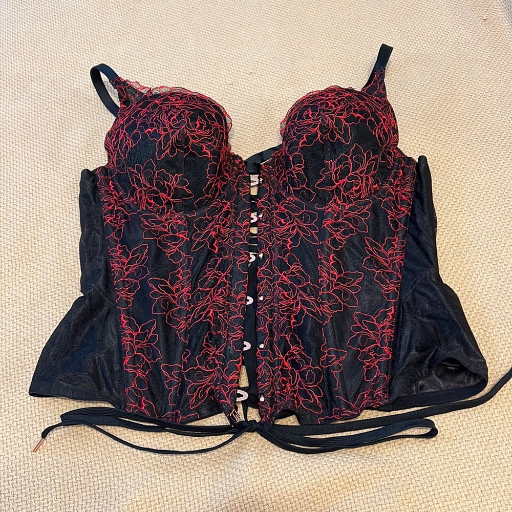 Red and Black Savage X Fenty Corset